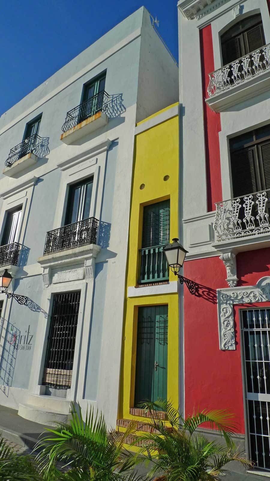 7. World’s Smallest House - Things to do in San Juan Puerto Rico 1
