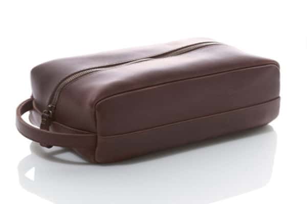 LL Bean Signature Leather Dopp Kit